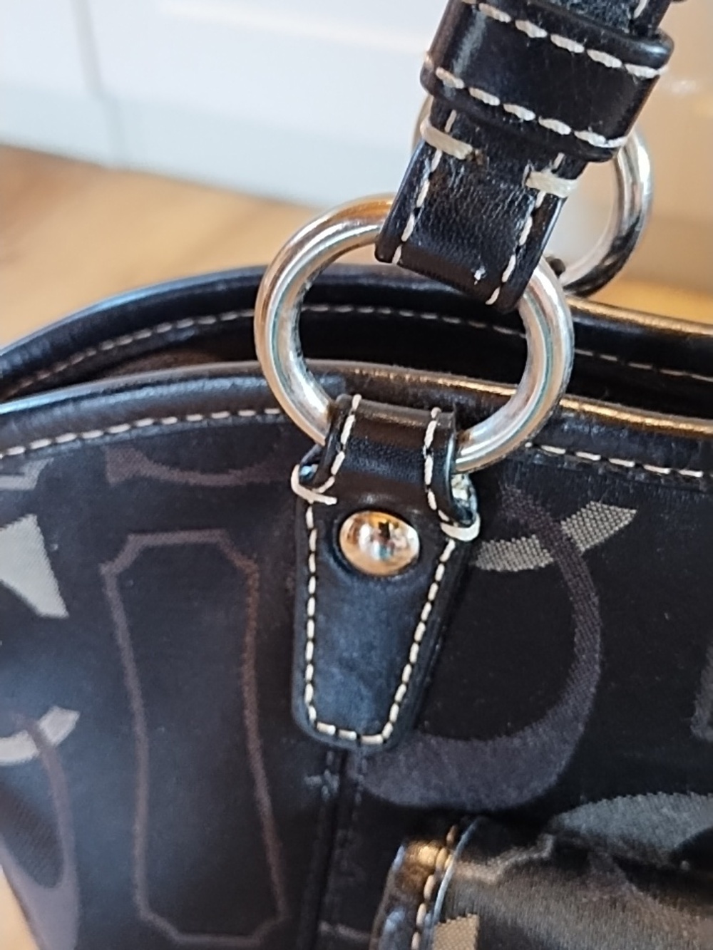 VTG Leah Coach Black Signature Logo Shoulder Bag with Turnlock, PLUSH NOT INCLUD - Picture 3 of 14